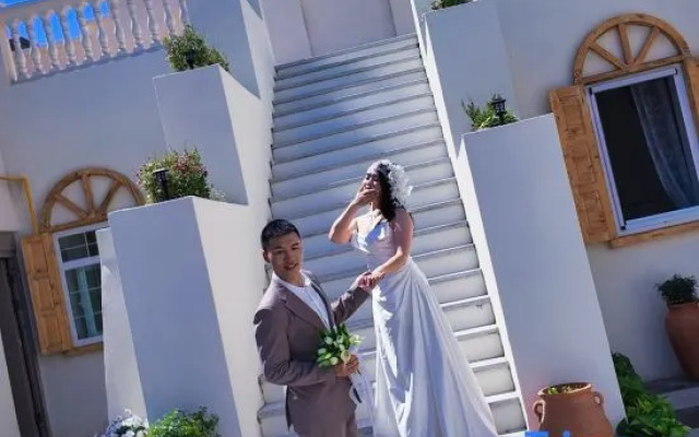 Yelaya Manor – People – Yining