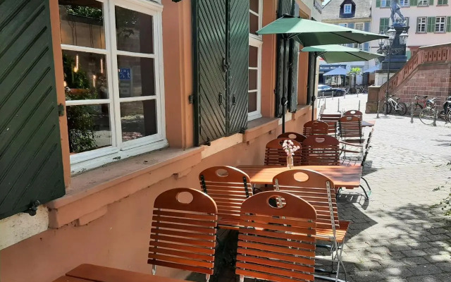 Historischer Adelshof am Marktplatz, Atelier 70 m²