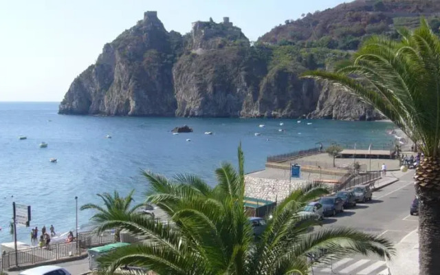 SantAlessio Sea View