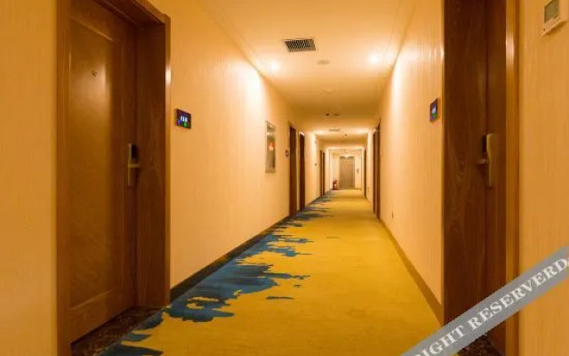 Yuzhong Longxin Qingfei Theme Hotel