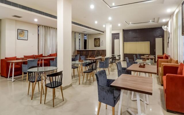 Hotel Divira Inn by OYO Rooms