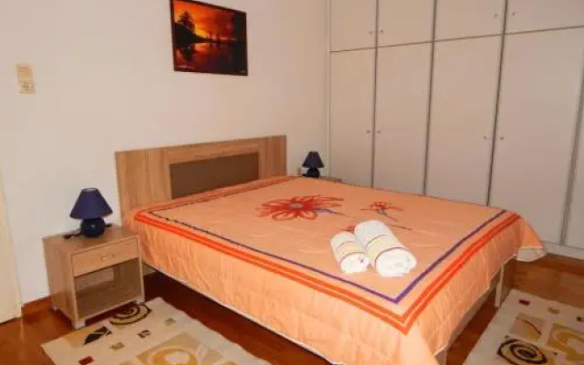 Cozy Apartment For 2-5 People-Center Tripoli