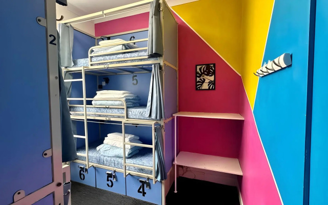 Smart Hyde Park View - Hostel