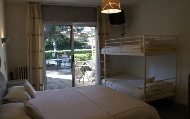 Hôtel Le Petit Manoir Provence
