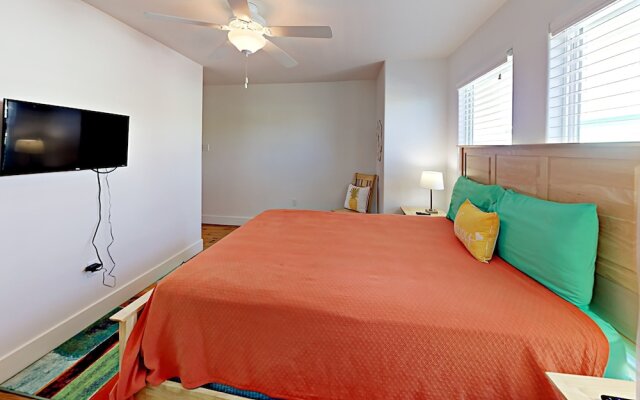 802 The Commons