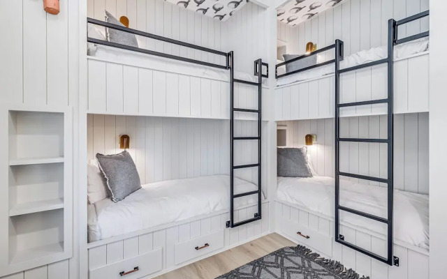 That Beachfront Vibe 140 TUC