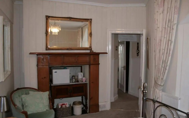 The Minadab Cottage