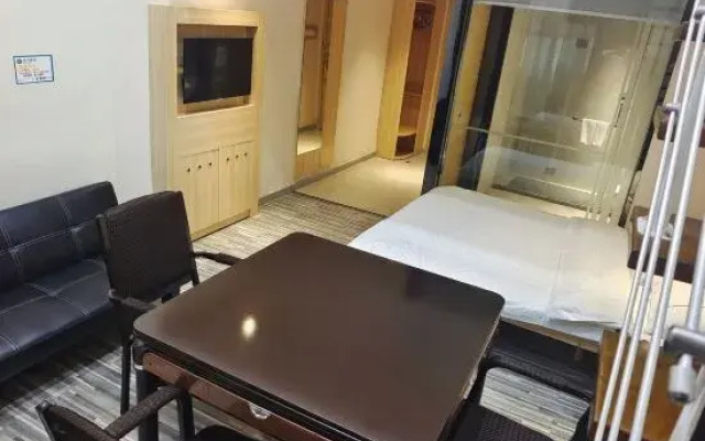 City Comfort Inn Hotel (Kunming South High-Speed Railway Station Baicheng University Town)