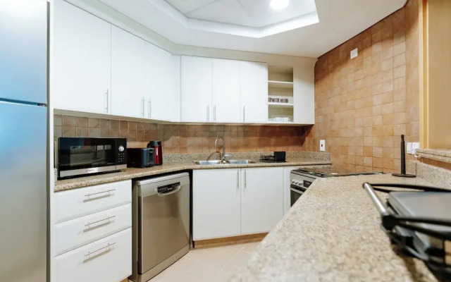 1BR with Ocean Views Palm Jumeirah