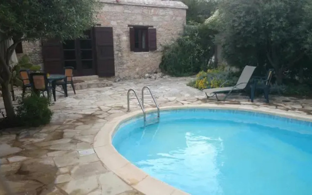 Kipseli Cottage