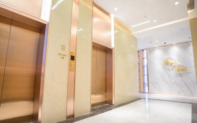 Lavande Hotel (Chaozhou Ancient City Paifang Street Harmonious Yazhu Branch)