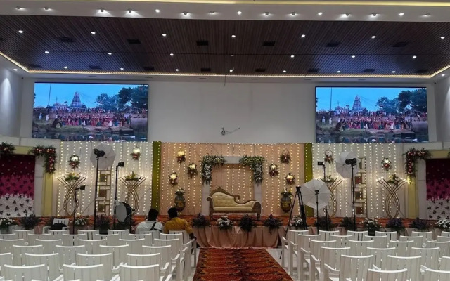 Vivaaha Mahal