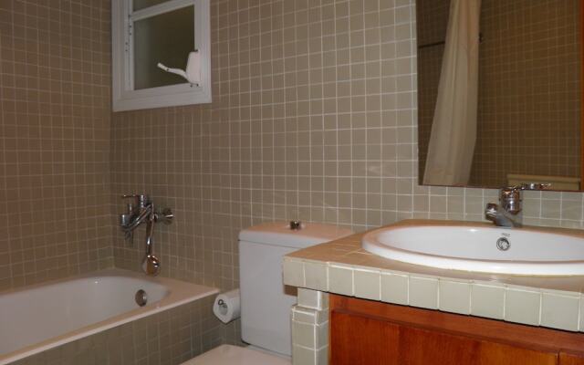 Suitur Courtyard House