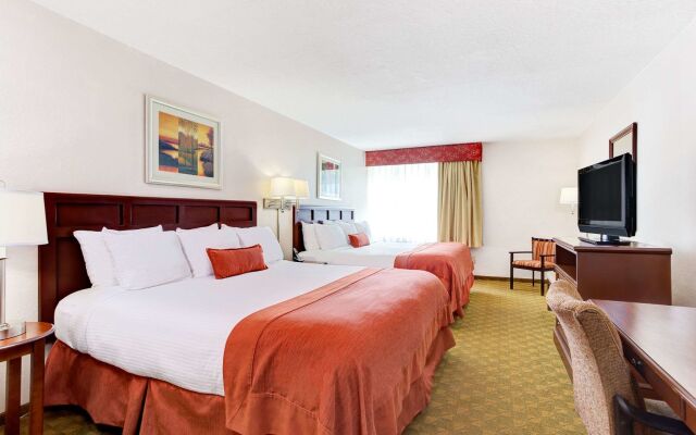 Holiday Inn Tampa North by IHG