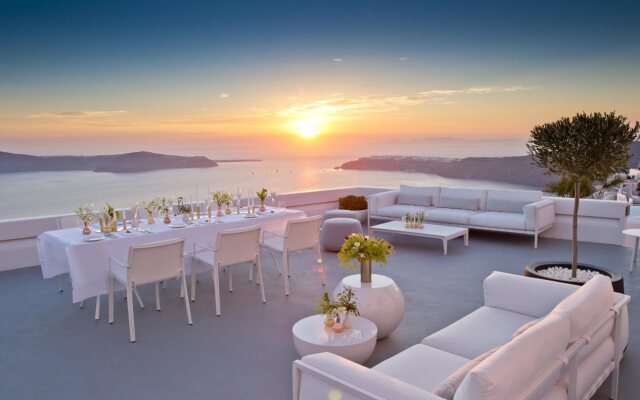 Grace Hotel, Auberge Collection