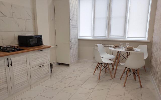 SutkiRu apartments on the street Spacious 36 building 8