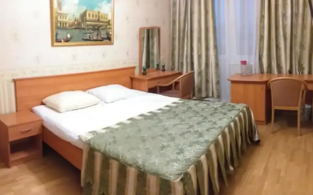 Добро пожаловать в столицу на улице Большая Спасская 27