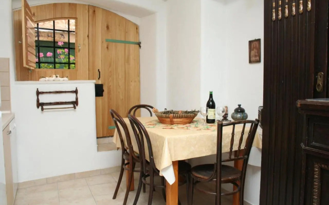 Apartments by the sea Vrboska (Hvar) - 4601
