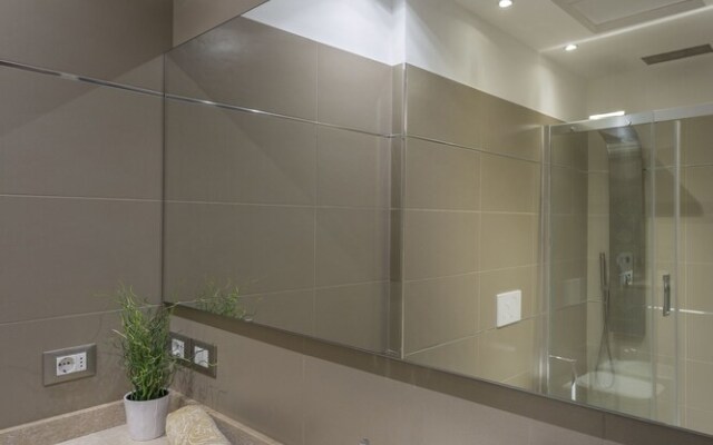 Udine Centre Stylish Apartment