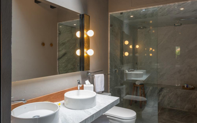 Dos Casas Hotel & Spa