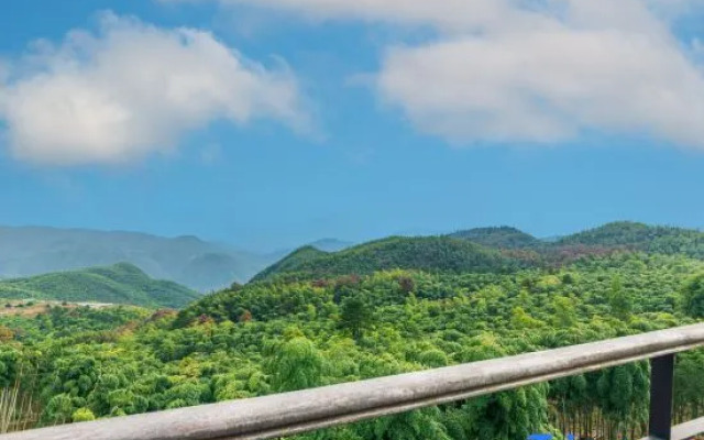 Anji Seeking Moon Vacation and Leisure Homestay (Jiangnan Tianchi Branch)