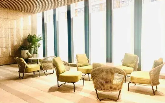 Mambo Hongshanju Business Hotel Apartment (Shenzhen North Railway Station)