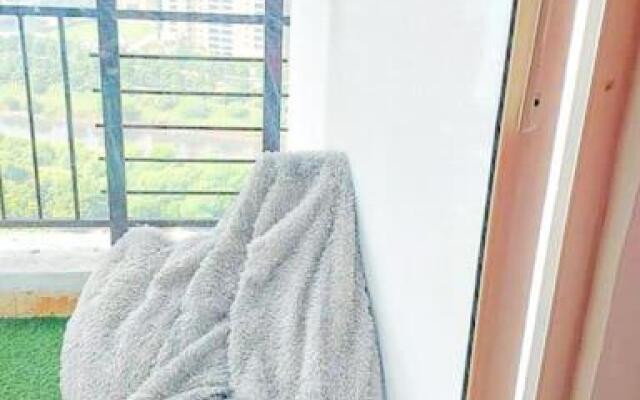 Taj Studios-Serviced Studio Apartment(Free Bfast)