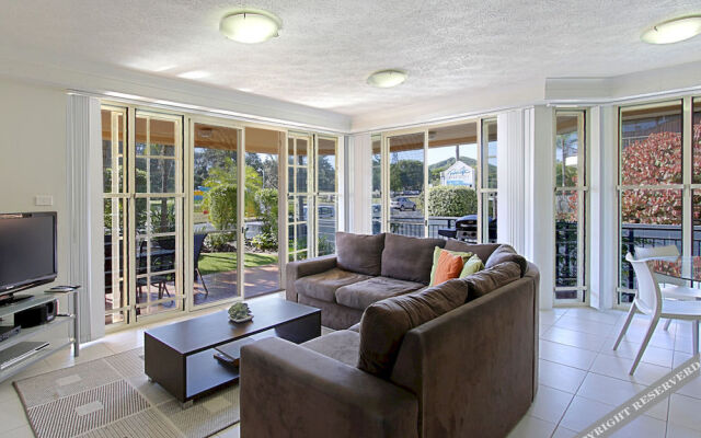 Sea Breeze Apartments