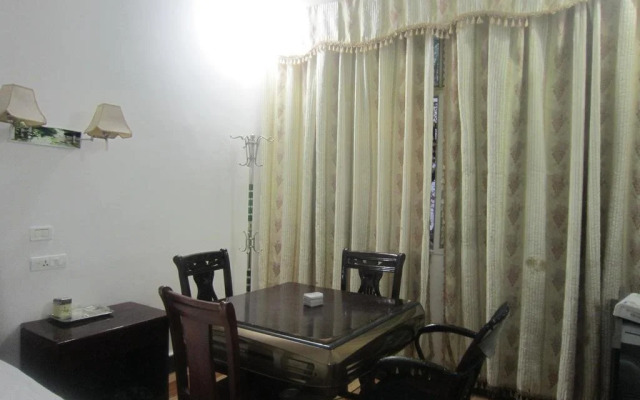 Luzhou Business Hotel