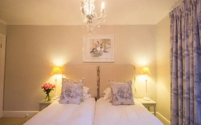 Exquisite Cottage 20