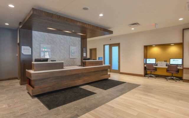Hilton Garden Inn Cincinnati Midtown