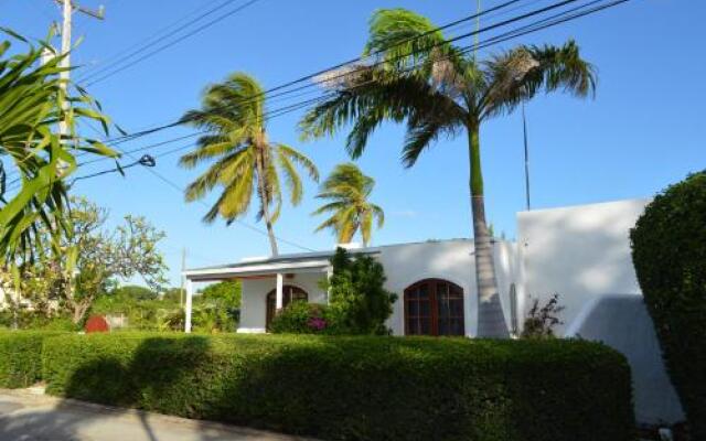 Frangipani Apartment