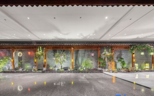 Plum Garden International Hotel (Fuzhou Guangminggang Park)