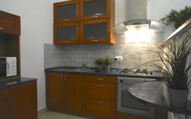 Budget Apartment by Hi5 - JÃ³zsef Attila 18.