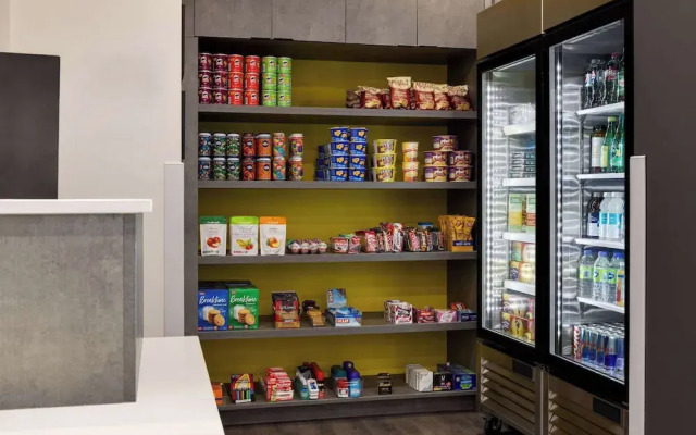 Microtel Inn & Suites By Wyndham Boisbriand