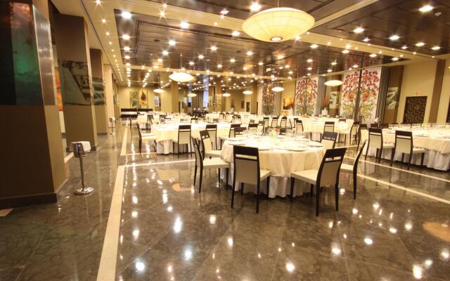 AZZ Asturias Langrehotel & Spa