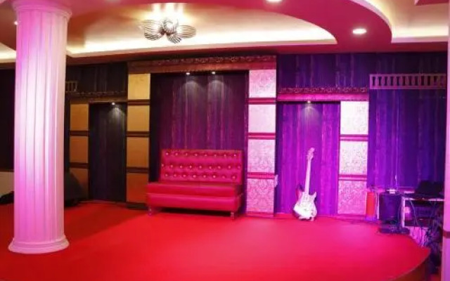 Hotel Royal Suites