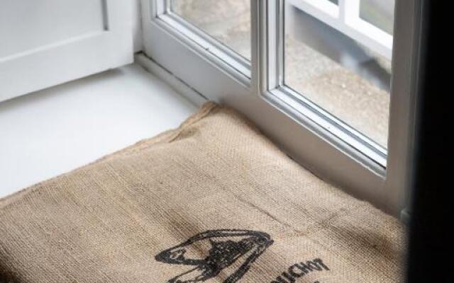 Le Code 0 by Cocoonr