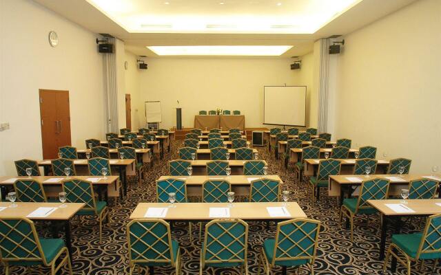 Grand Cemara Hotel
