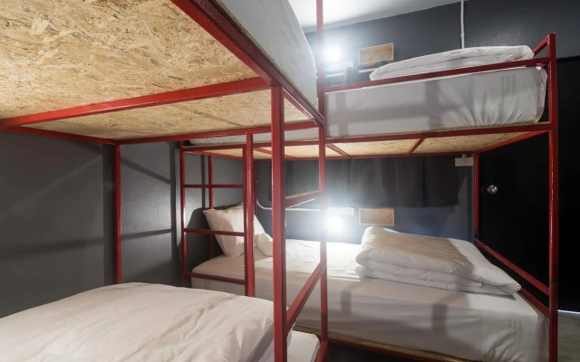 Bed Hostel
