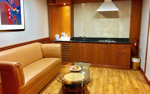 Planet Holiday Hotel & Residence