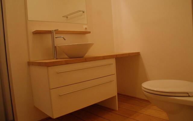 Servus Vienna Karlsplatz