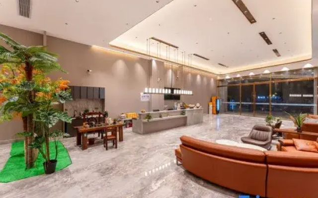 Yunxi Hotel(Guangfo zhicheng Branch,Dali Pedestrian Street,Foshan)