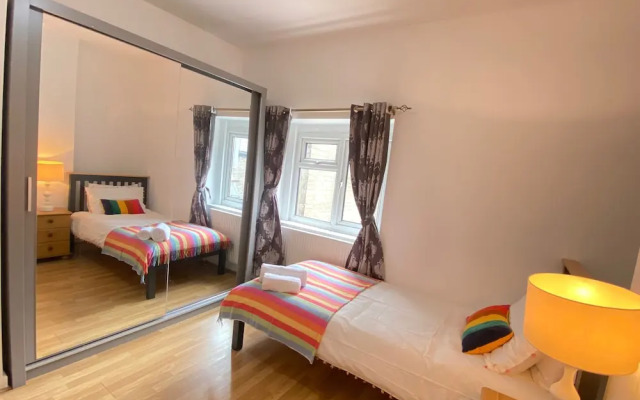 London City Escape With 2 Bedrooms
