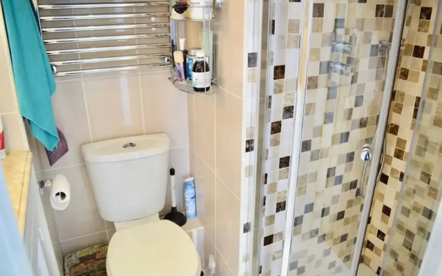 1 Bedroom Flat Close to Earls Court Station
