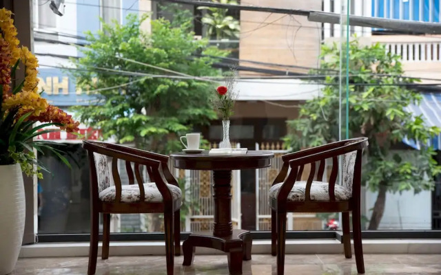 OYO 1180 Huy Ngoc Hotel