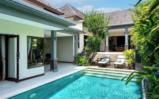 Senang Villa by Betterplace