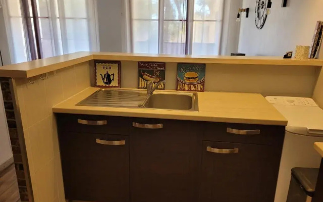 Au calme, 200m du centre T2 avec balcon et parking