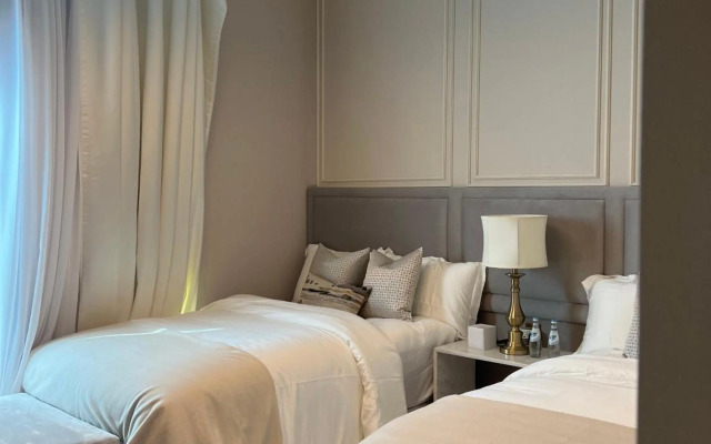 The Key - Luxury Apartment