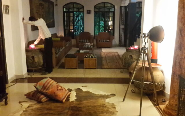 Accra Royal Castle Apartments & Suites
